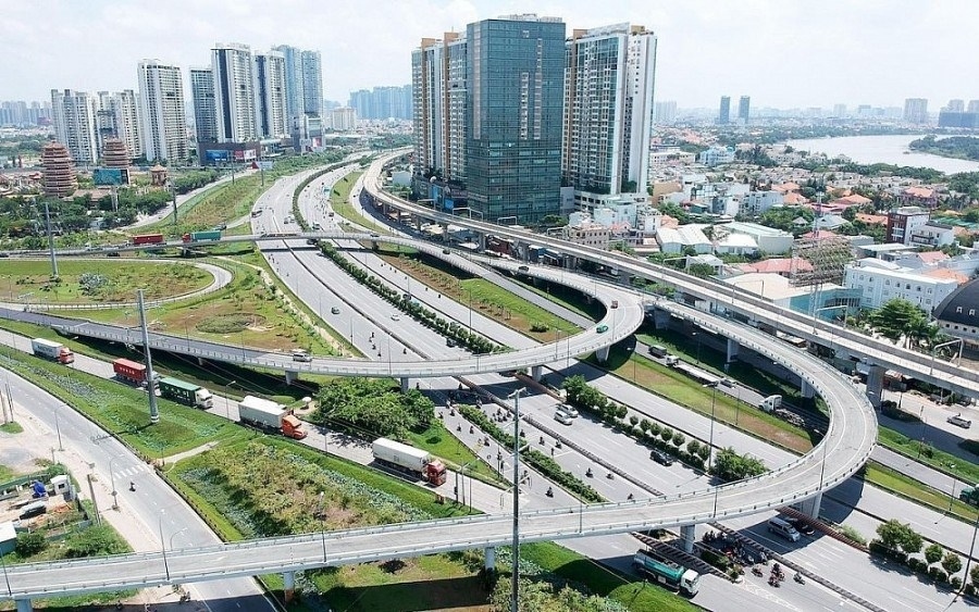 Experts highlight public investment as driver for economic growth